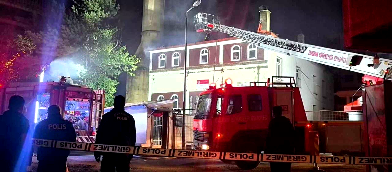 Erzurum’da Cami yangını korkuttu
