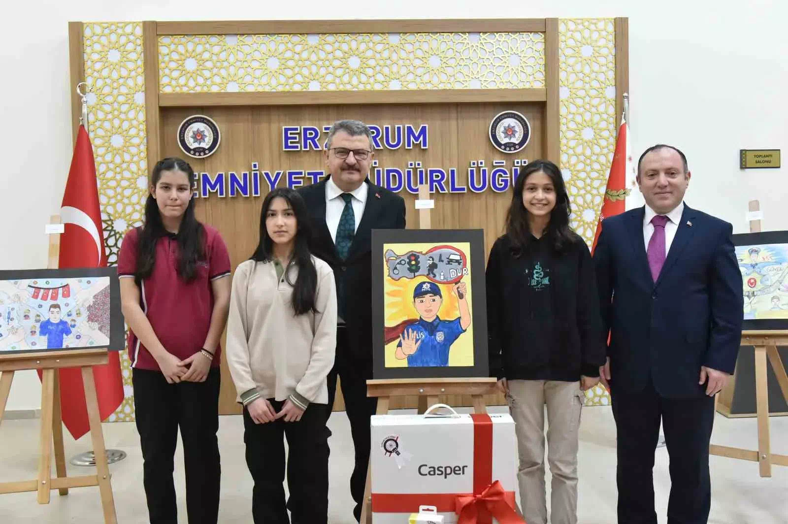 Erzurum’da “Çocuk gözüyle polis” konulu resim yarışması düzenlendi