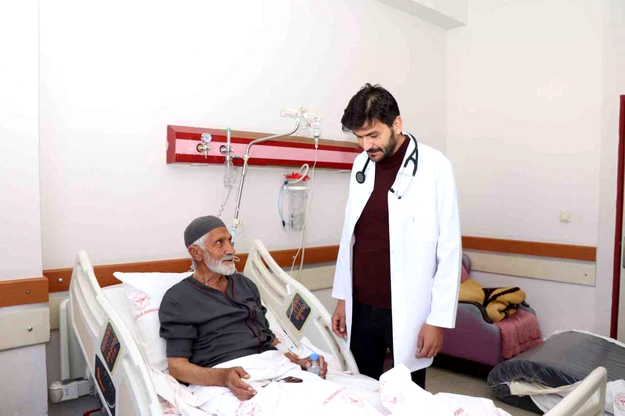 Erzurum’da doktordan hayat kurtaran kritik müdahale