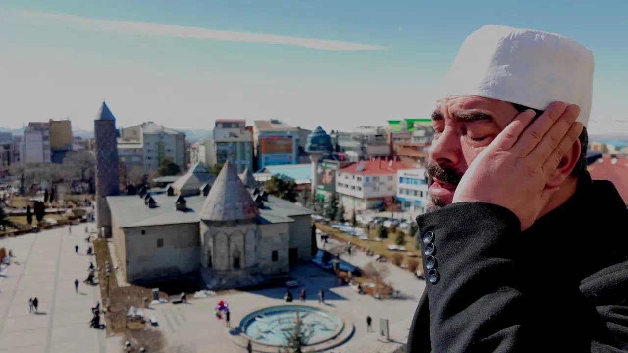 ERZURUM’DA EZANDAN SONRA OKUNAN “SALÂTÜSELAM” GÜNÜMÜZDE DE YAŞATILIYOR