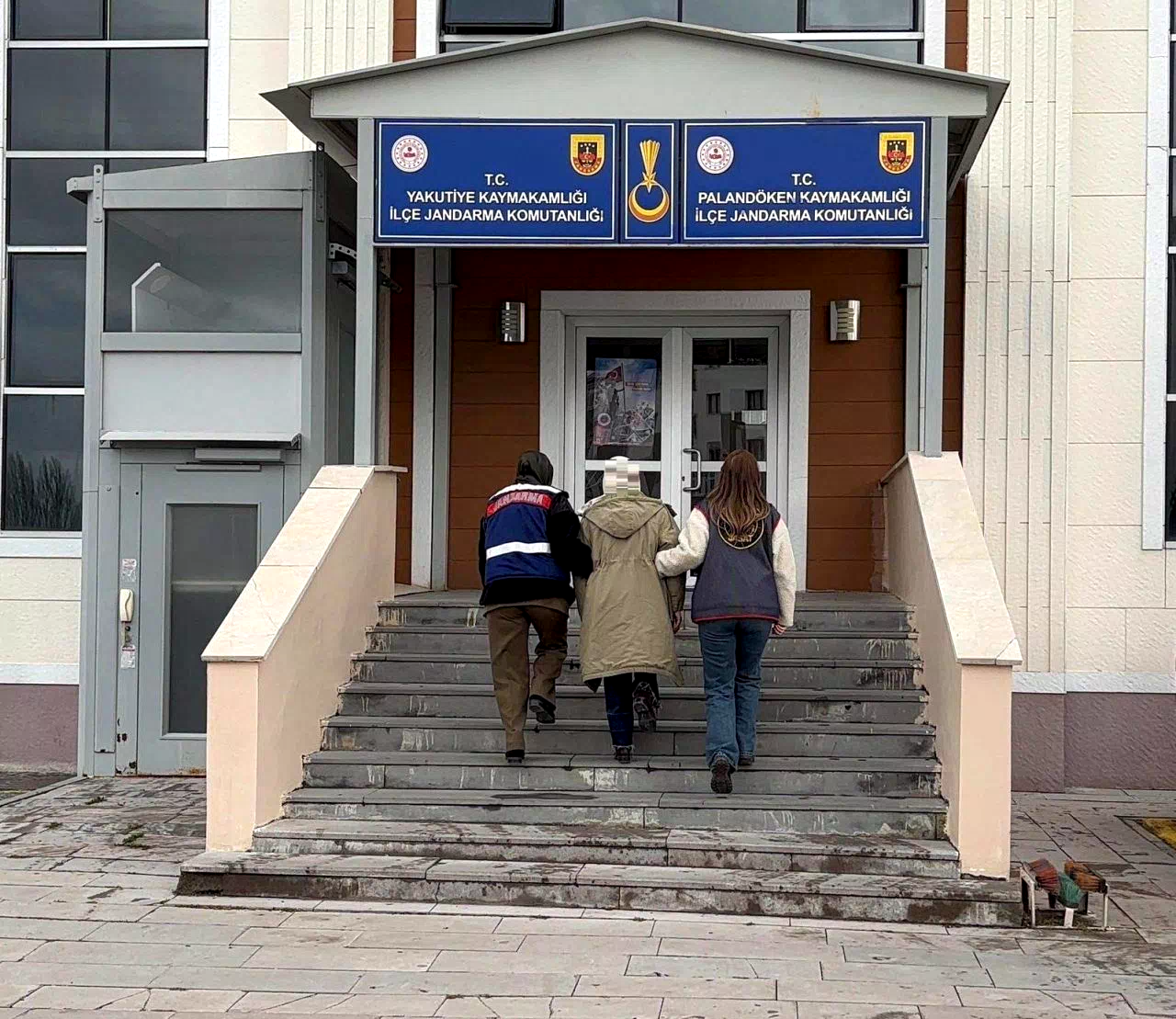 Erzurum’da FETÖ/PDY üyesi 2 kişi yakalandı