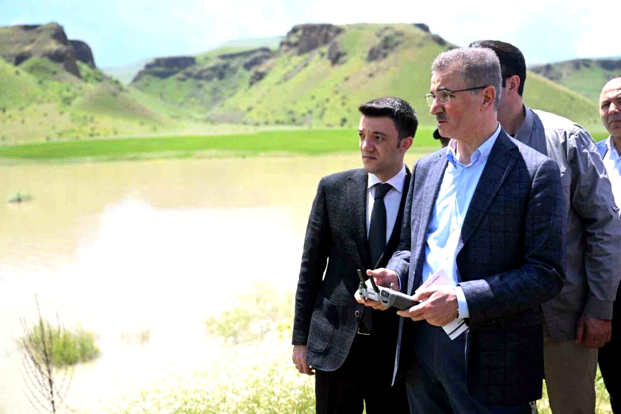 Erzurum’da girdiği nehirde kaybolan çobanı arama çalışmaları sürüyor