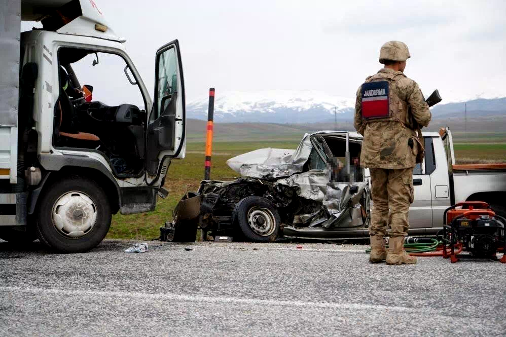 Erzurum’da jandarma bölgesinde bir ayda 12 kişi trafik kazalarında yaralandı