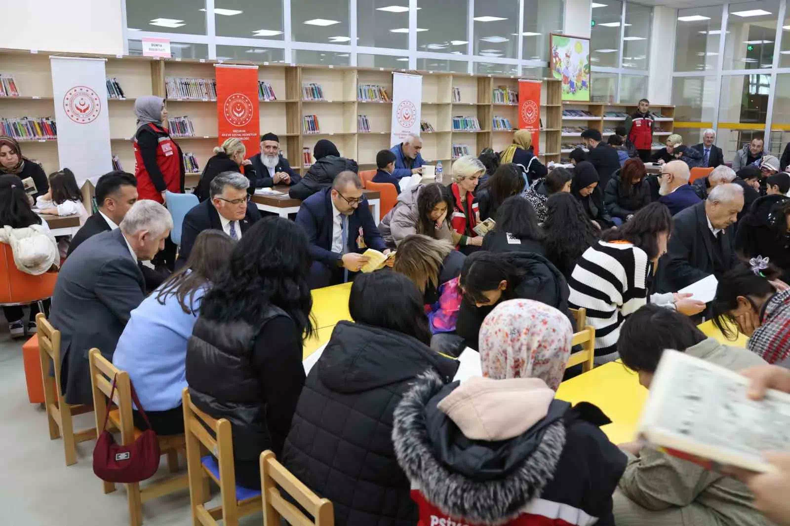 Erzurum’da “Kahraman ailemle kitap okuyorum” programı