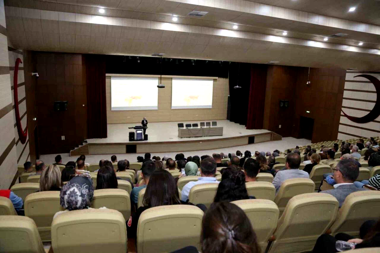 Erzurum’da kamu personeline “Kırım Kongo Kanamalı Ateşi “eğitimi