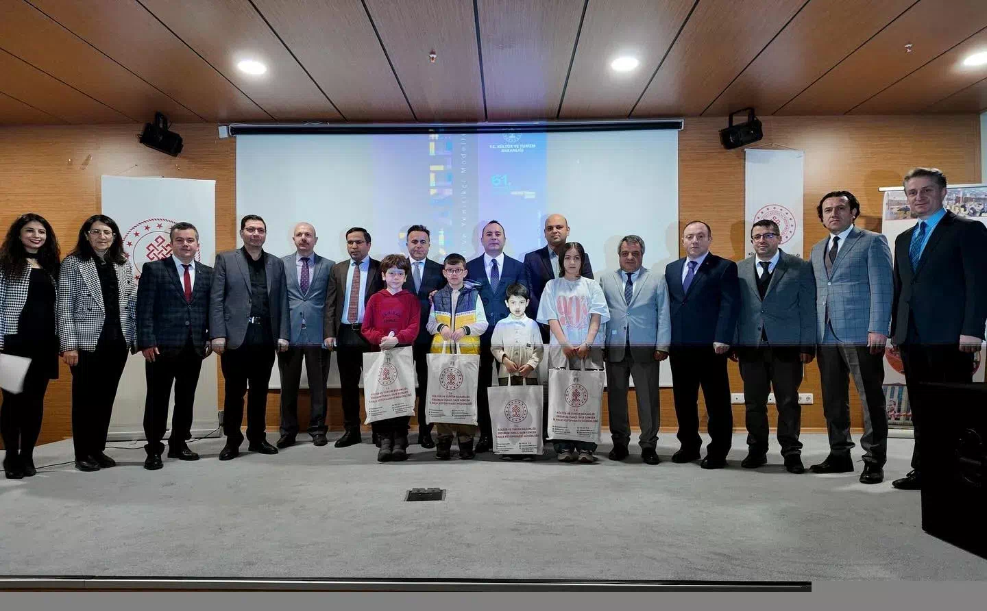Erzurum’da Kütüphaneler Haftası Kutlamaları Devam Ediyor.