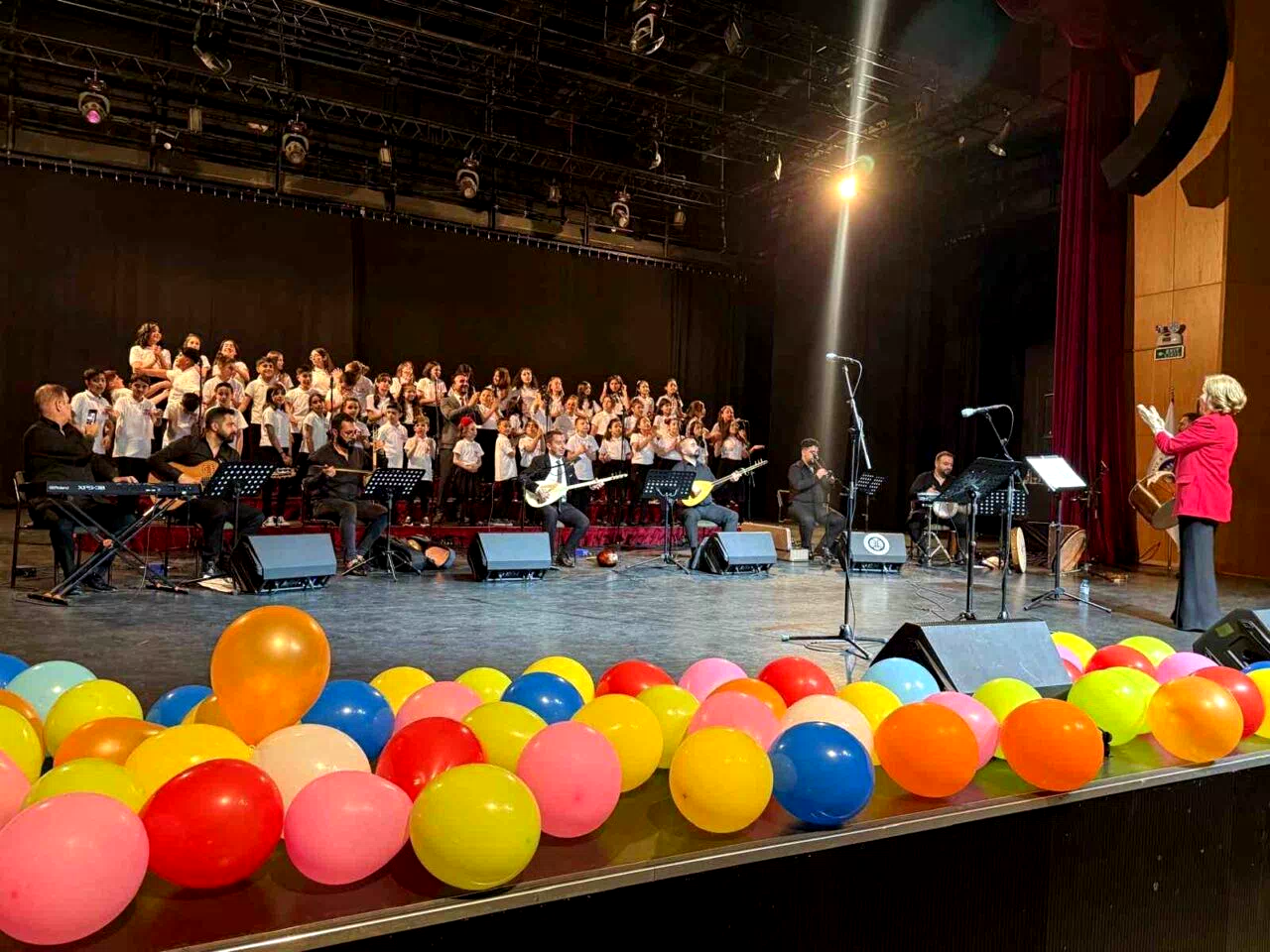 Erzurum’da türkü dolu gece
