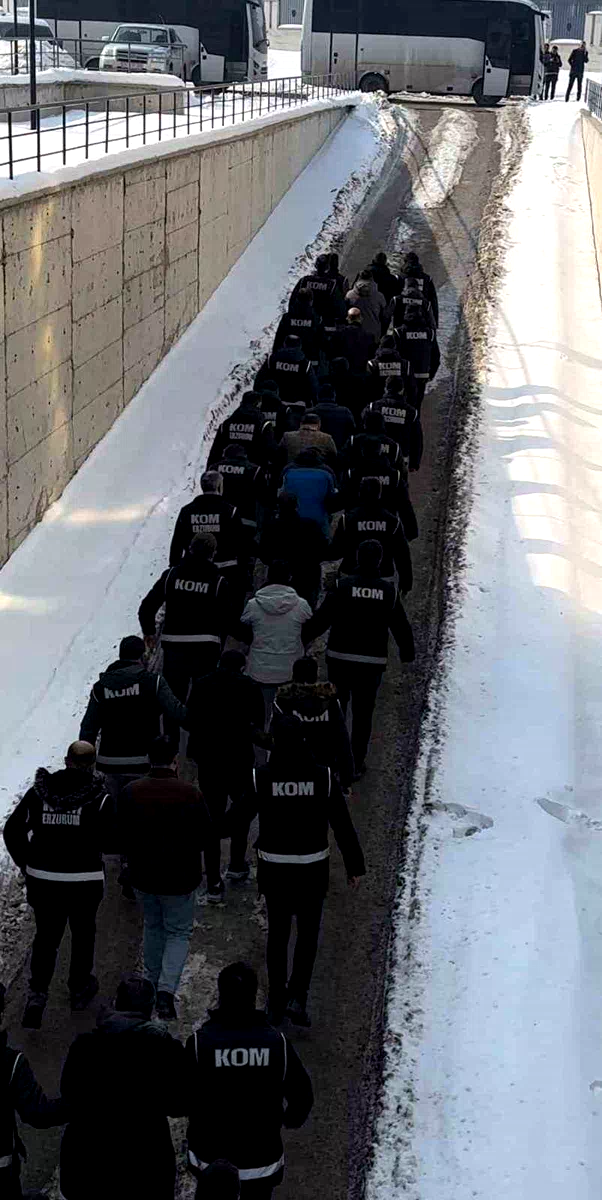 Erzurum merkezli 5 ilde usulsüz kredi operasyonu: 38 şüpheli yakalandı