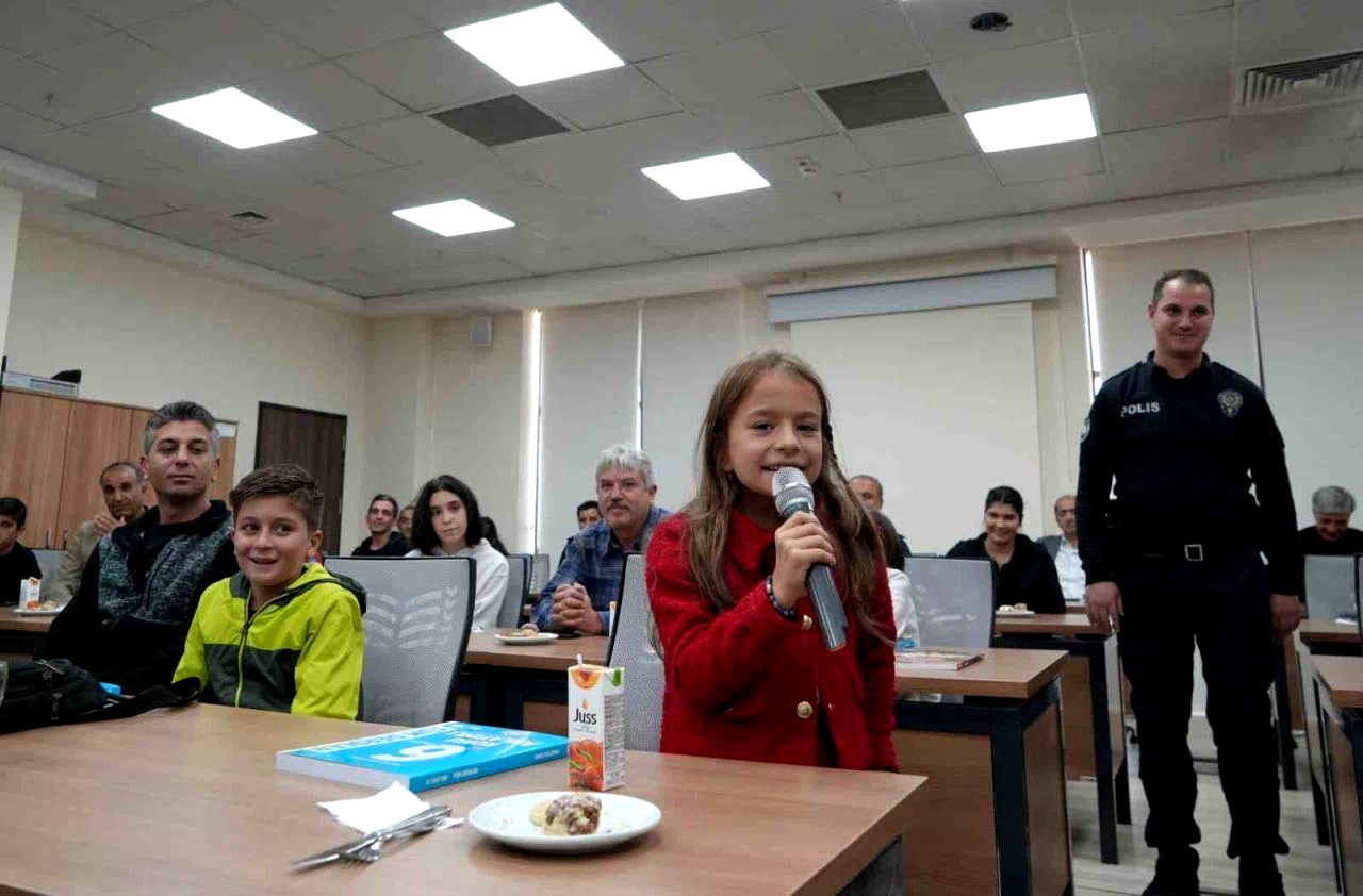 Erzurum polisinden örnek davranış