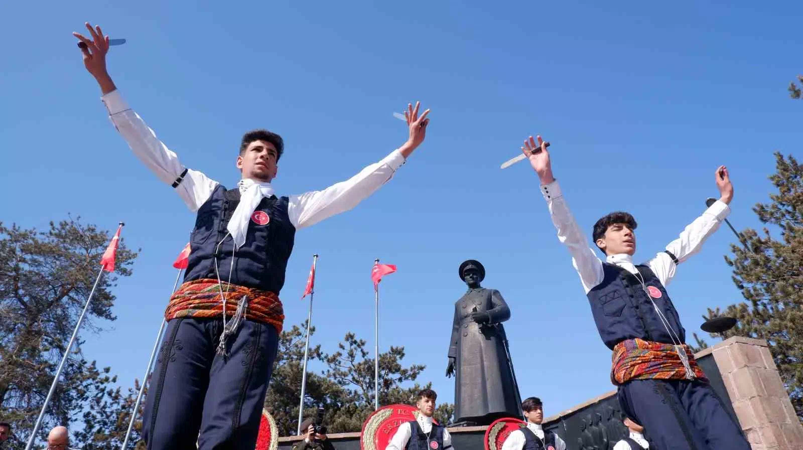 ERZURUM’UN KURTULUŞU COŞKUYLA KUTLANDI