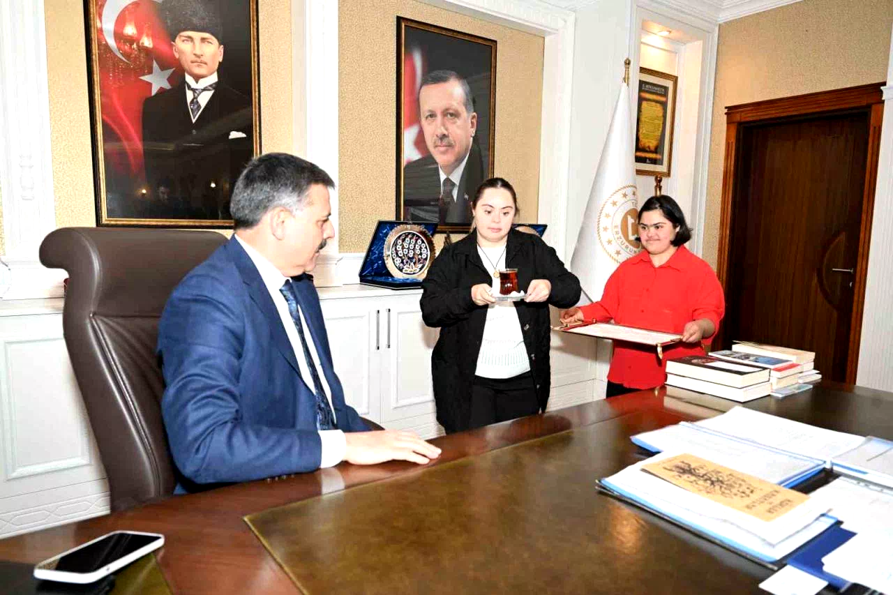Erzurum Valiliği’nde yürek ısıtan farkındalık