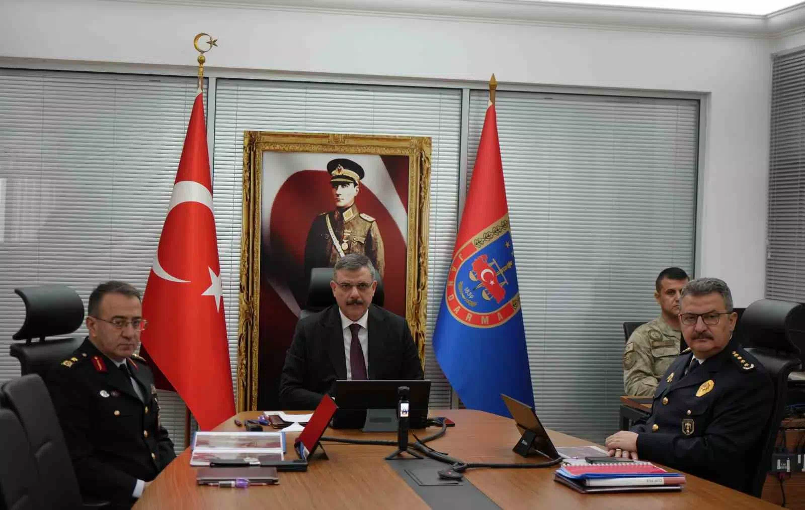 Erzurum Valisi Çiftçi, Konaklama Tesisi Denetimleri Sonuçlarını Değerlendirdi.