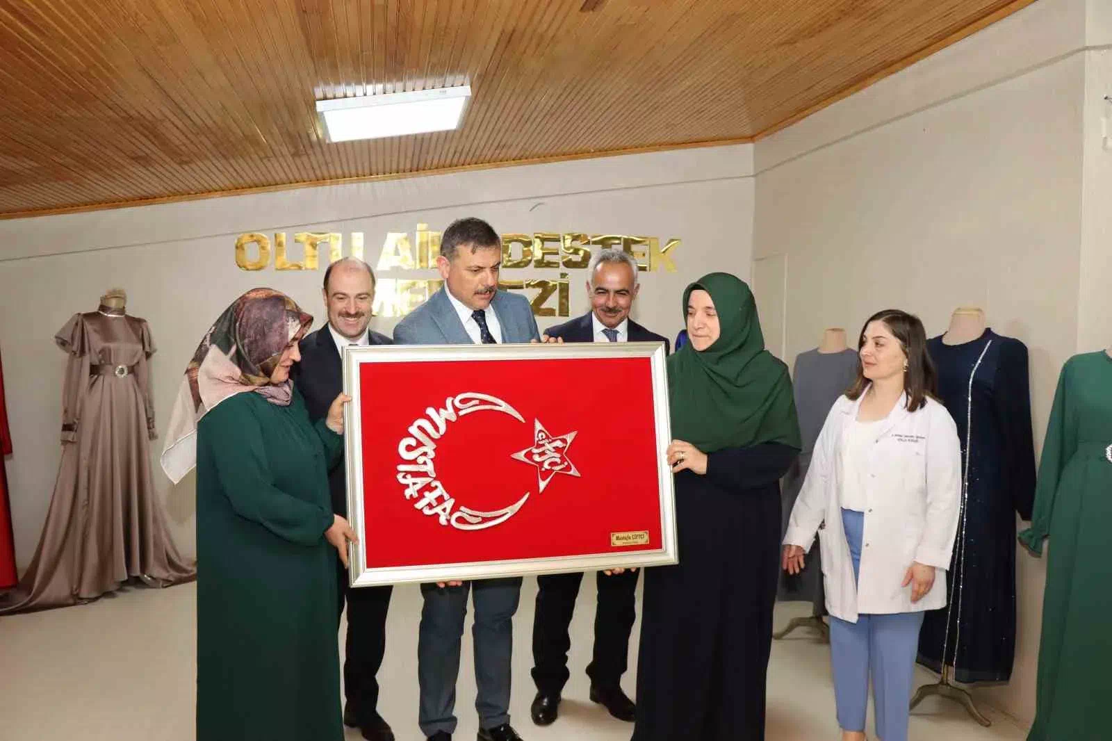 Erzurum Valisi Mustafa Çiftçi, Oltu ilçesinde programlara katıldı.