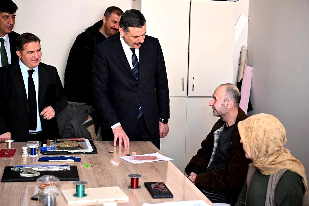 “Erzurum Valisi, Özel Palandöken Engelli Bakım Merkezi’nde İncelemelerde Bulundu”