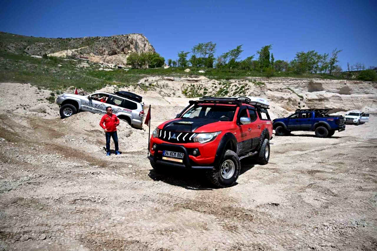 Erzurumlu offroadçular “Terörsüz Türkiye” sloganıyla yollara çıktı