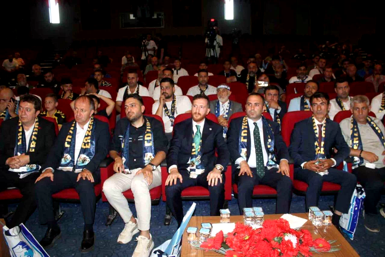 Erzurumspor FK Başkanı Dal güven tazeledi