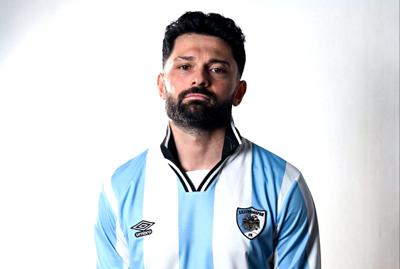 Erzurumspor FK yeni sezon formasını tanıttı