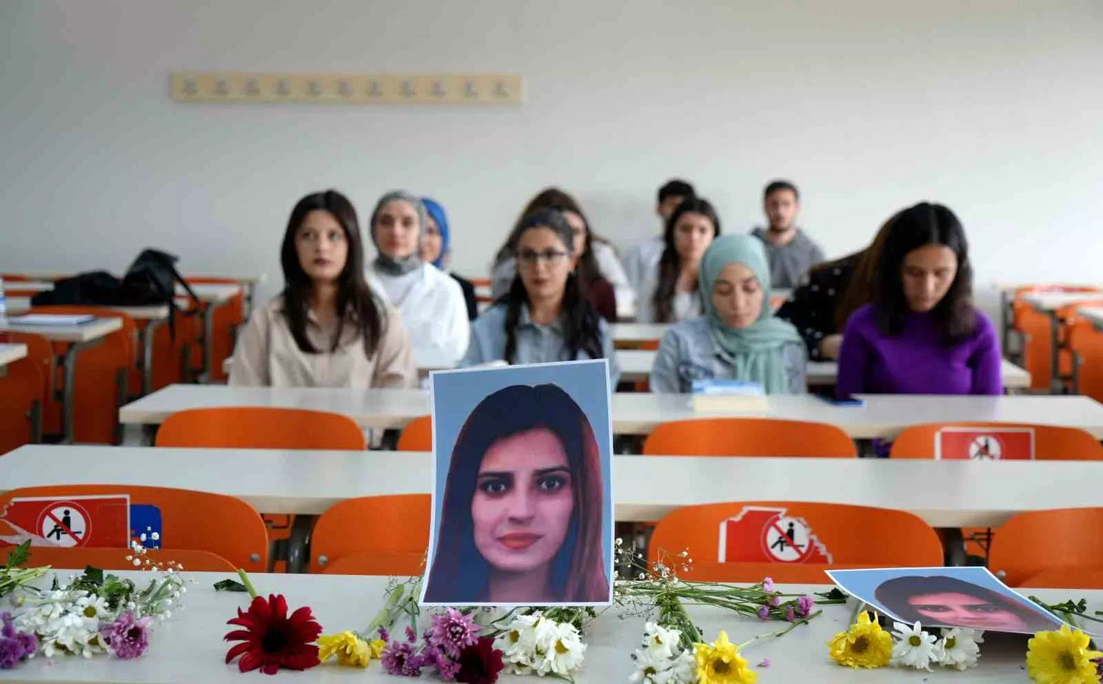 Eşi tarafından otomobilde boğularak öldürülen Hatice’nin sınıfında yas