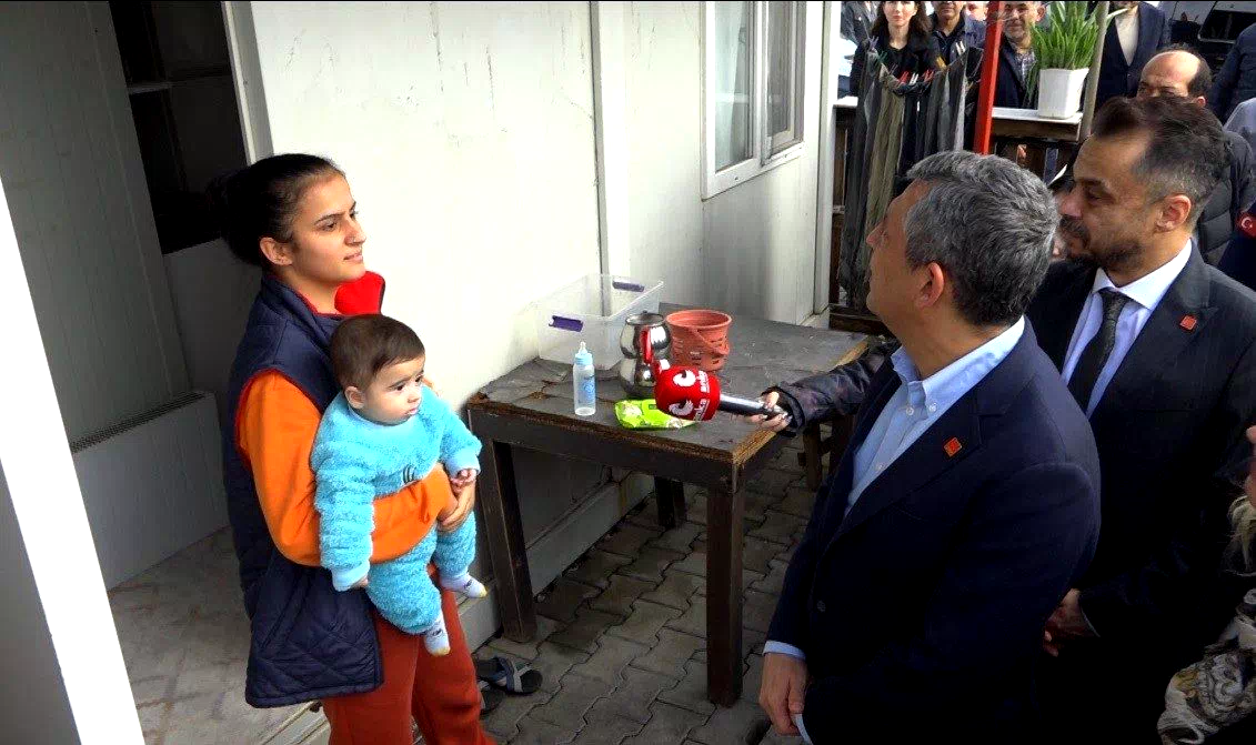 ’Eşimin geliri yok, işsiz’ diyen kadının kocasının sigortalı işte çalıştığı ve 3 araçları olduğu ortaya çıktı