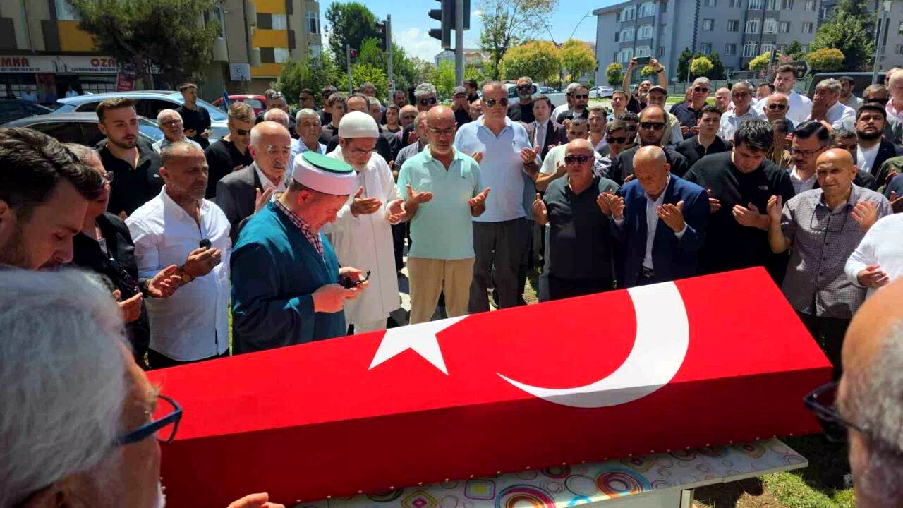 Eski milletvekili Mehmet Cemal Öztaylan toprağa verildi