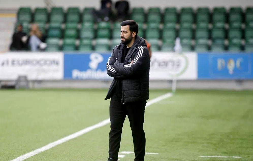 Eski teknik direktörü Erol Ateş’ten Oppong değerlendirmesi: "Üst düzey potansiyeli var, Fenerbahçe’ye büyük paralar kazandırabilir"