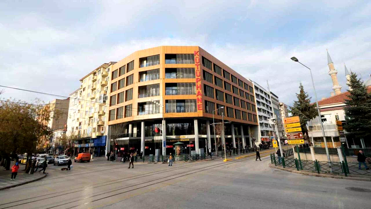 Eskişehir’in bilgi hazinesi: İl Halk Kütüphanesi