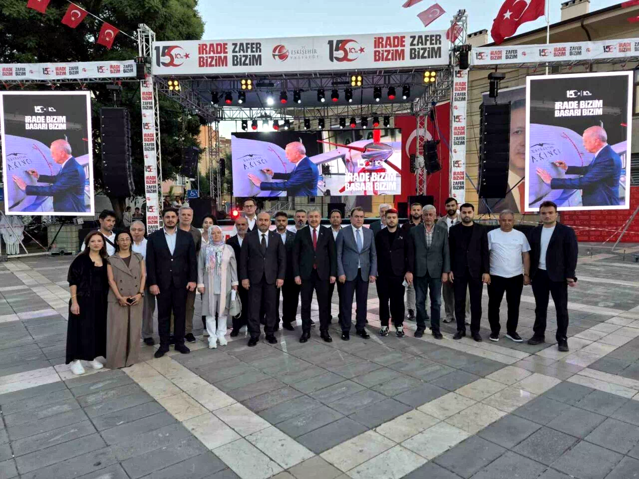 Eskişehir Valisi Yılmaz: “Yarın saat, akşam bu meydan inşallah dolup taşacak”