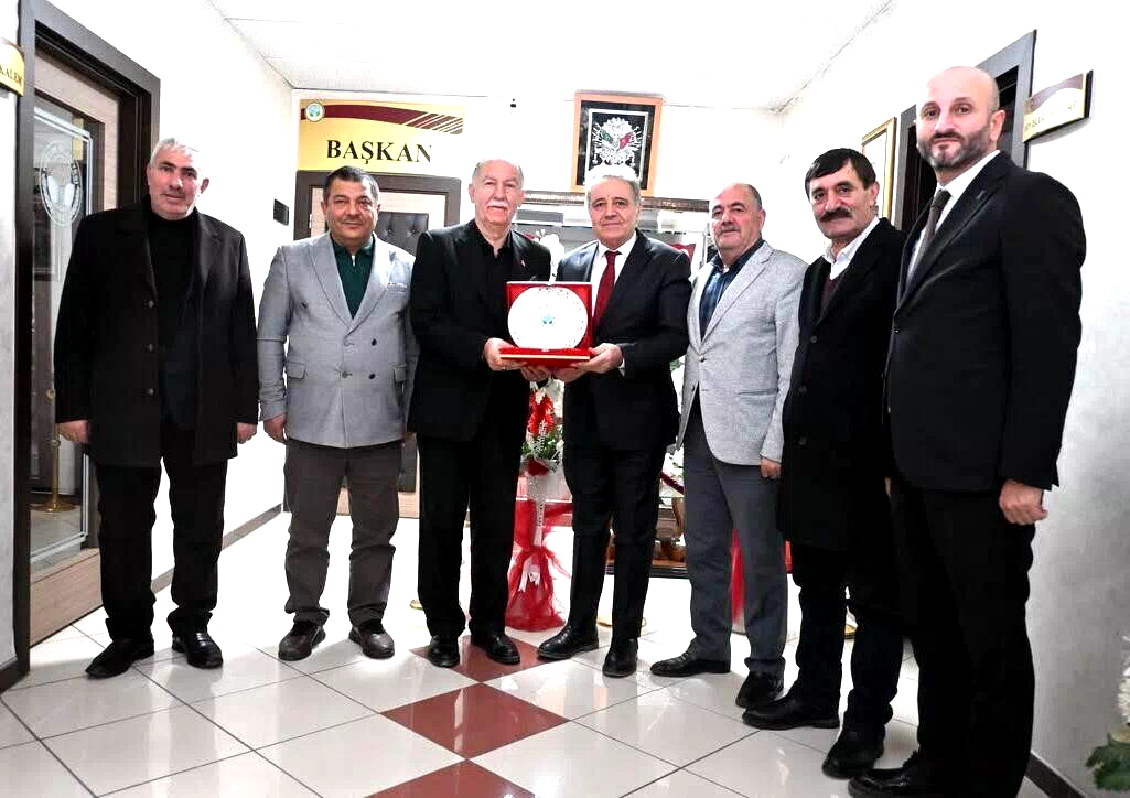 ESOB yönetiminden, Tortum Belediye Başkanı Yiğider’e nezaket ziyareti