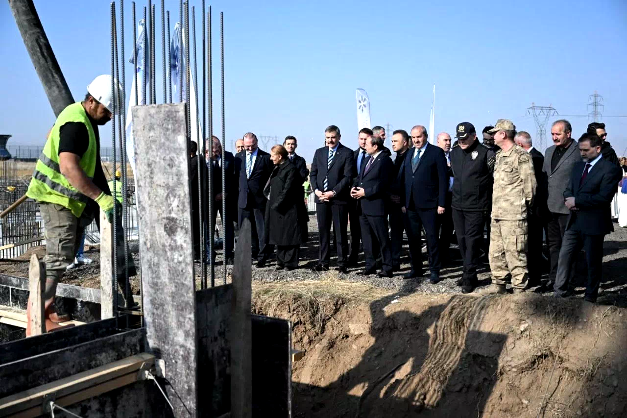 ETÜ Spor Bilimleri Fakültesi eğitim binası için temel atma töreni düzenlendi