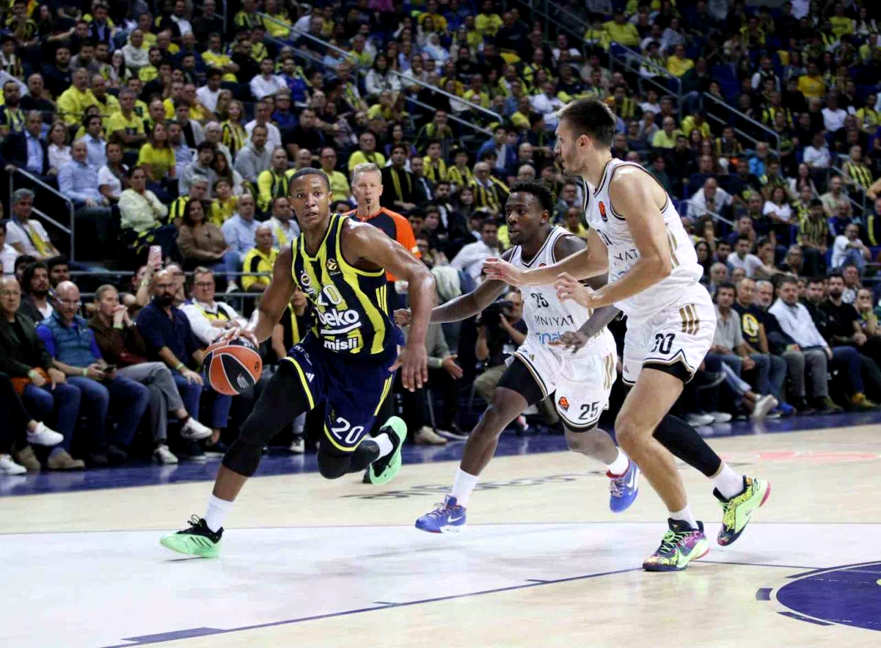 Euroleague: Fenerbahçe: 69 – Dubai Basketbol: 93
