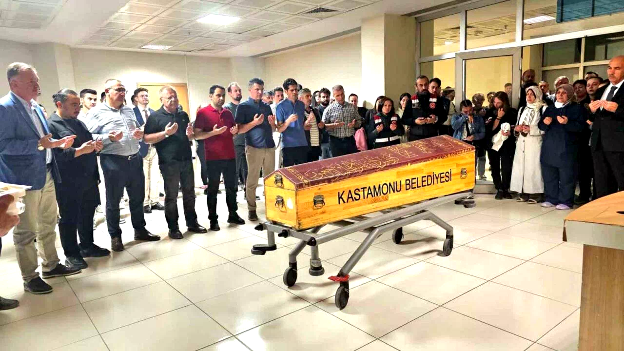 Feci kazada ölen anestesi teknikeri memleketine uğurlandı