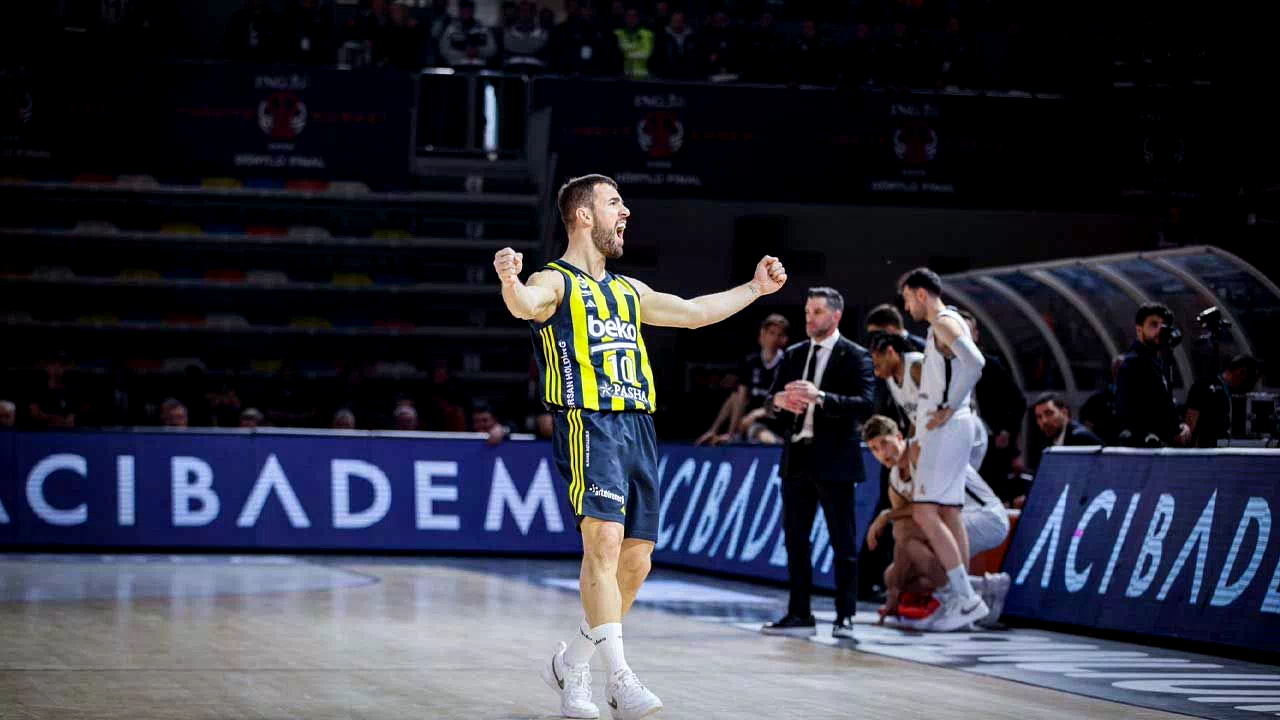 Fenerbahçe Beko, Beşiktaş'ı devirdi, ING Türkiye Kupası'nı 9. kez kazandı