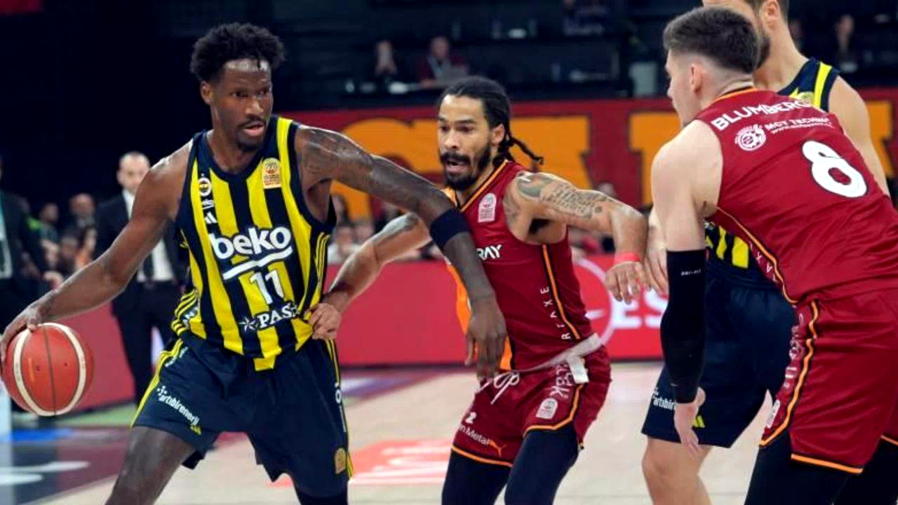 Fenerbahçe Beko-Galatasaray maçı yarıda kaldı!