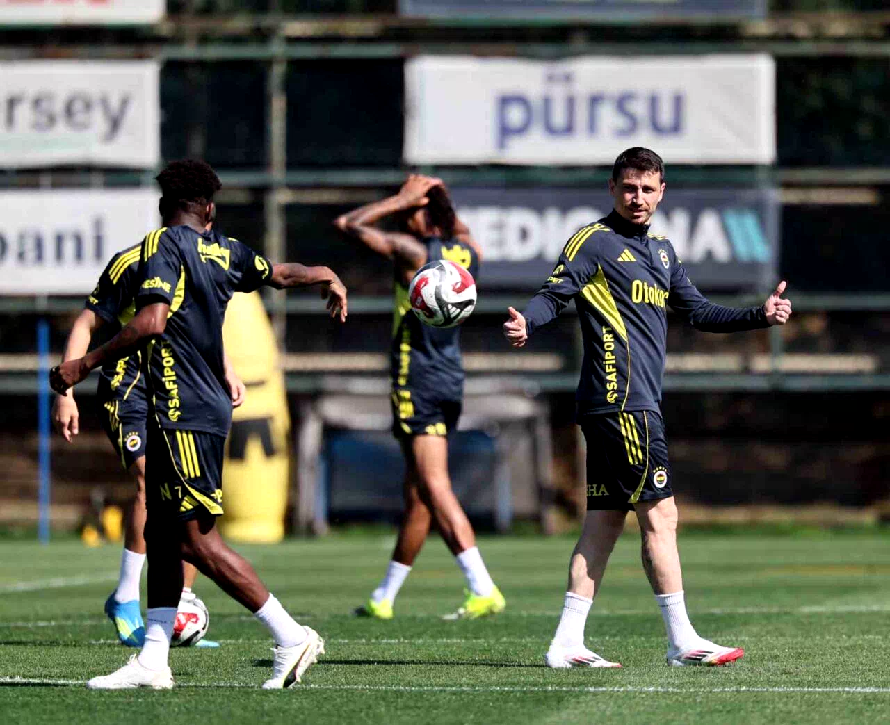 Fenerbahçe, Eyüpspor maçı hazırlıklarını sürdürdü