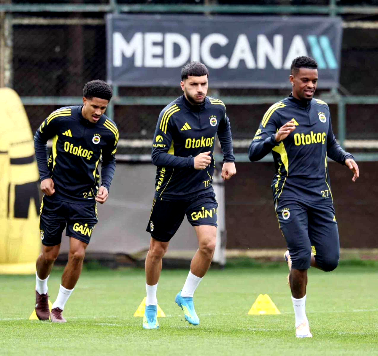 Fenerbahçe, Eyüpspor maçı hazırlıklarını sürdürüyor