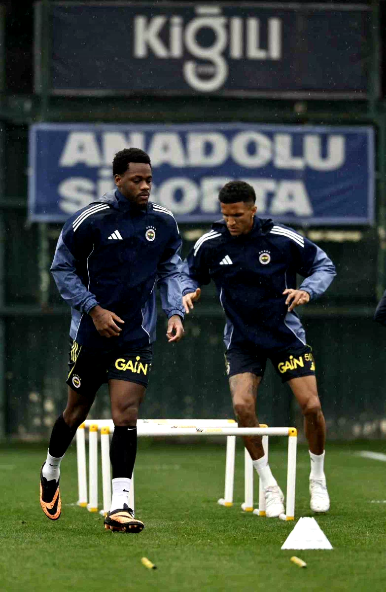 Fenerbahçe, Galatasaray derbisinin hazırlıklarına başladı