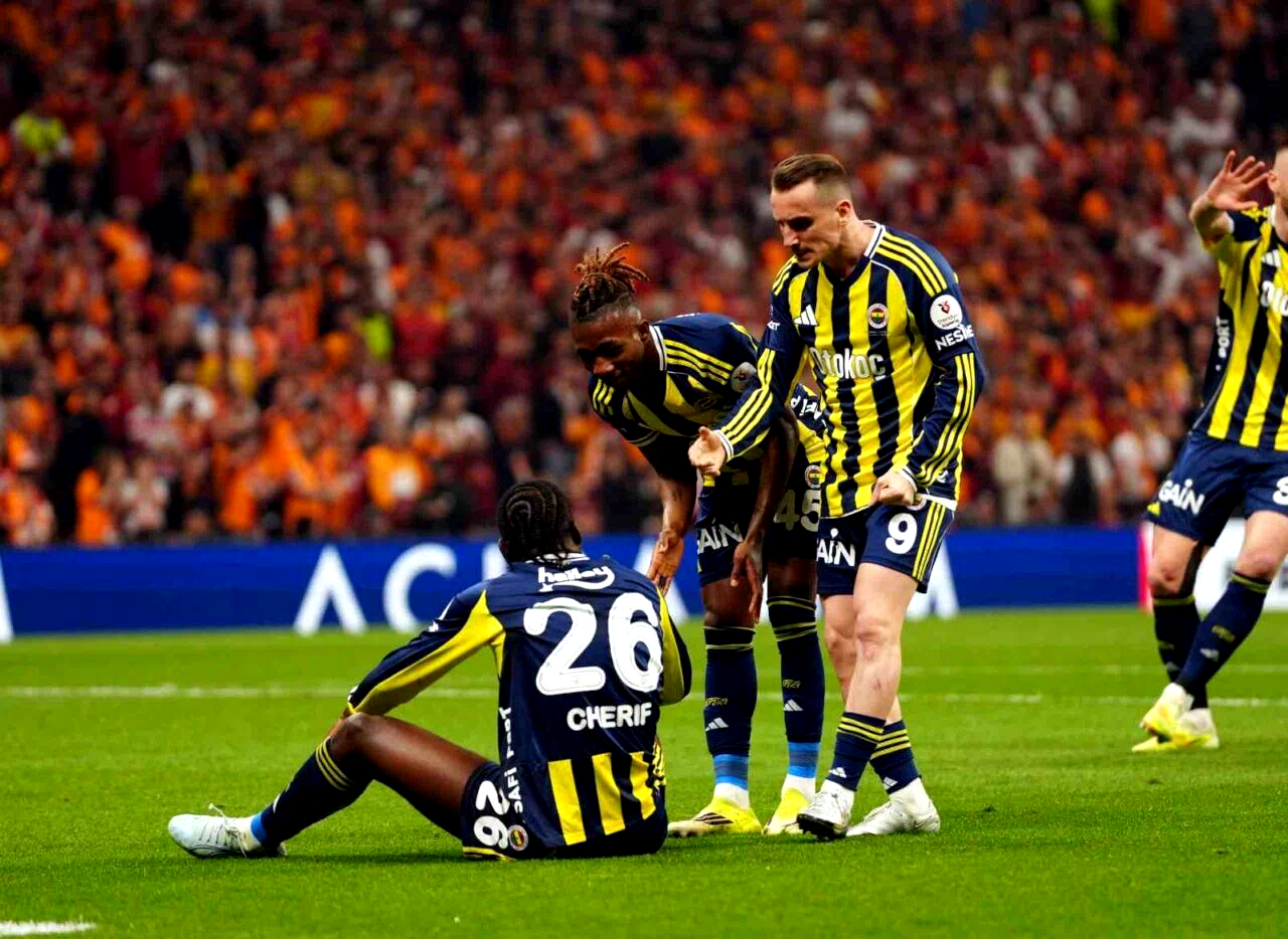 Fenerbahçe, ligde 2. mağlubiyetini aldı