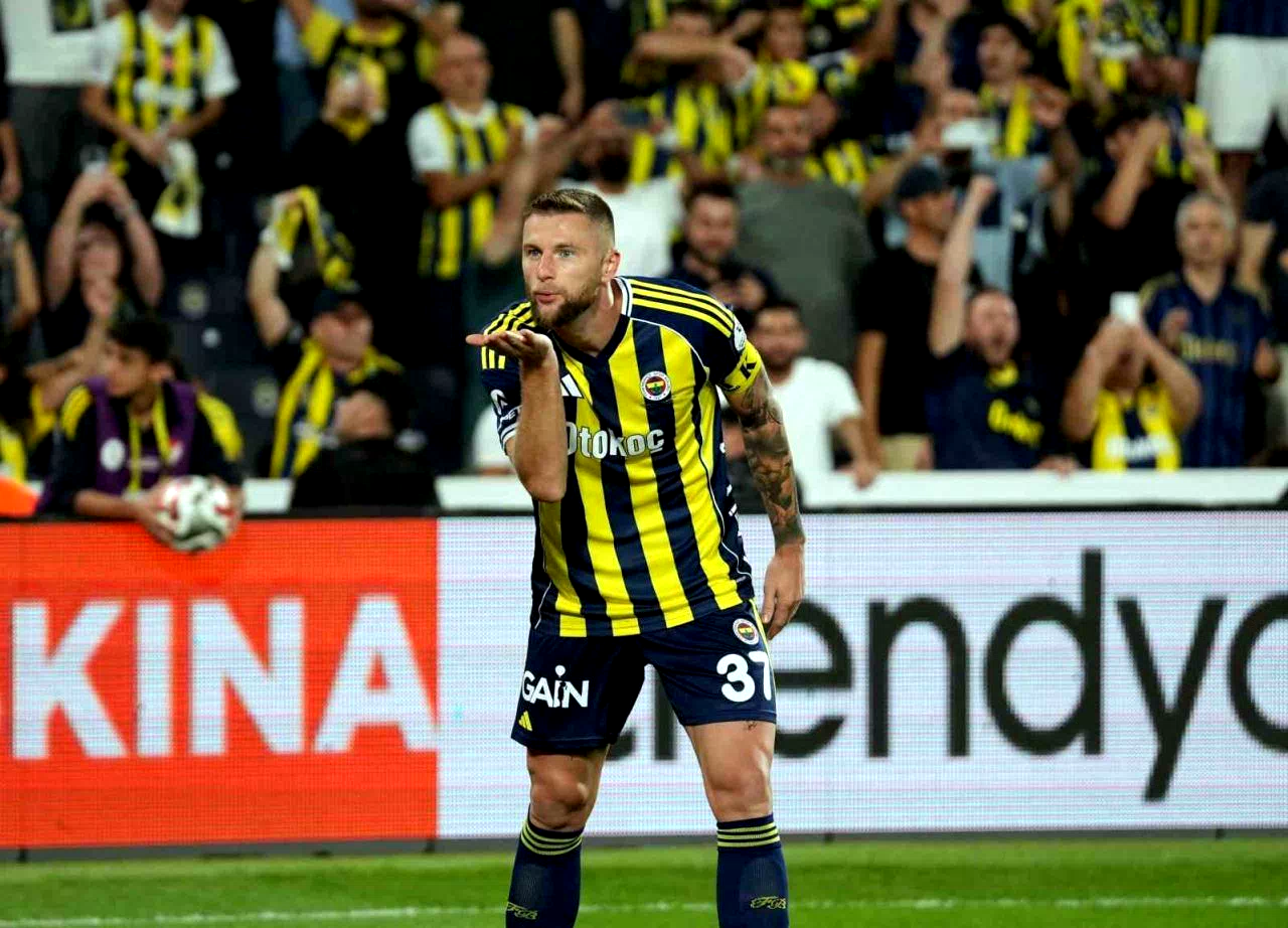 Fenerbahçe’nin ligdeki ilk golü Milan Skriniar’dan