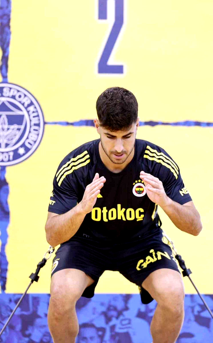 Fenerbahçe, salonda çalıştı