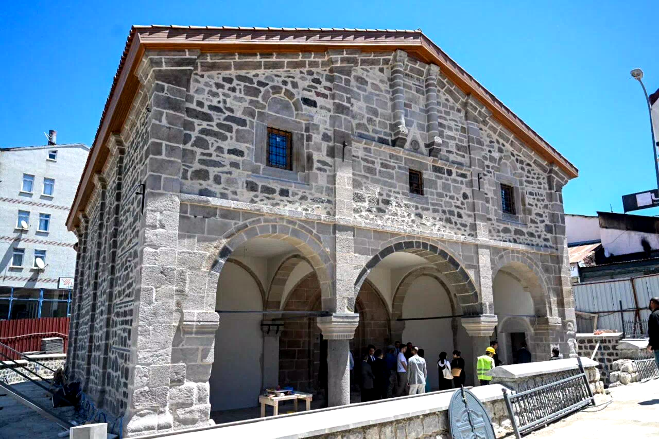 Fetih Cami restorasyonunda sona doğru