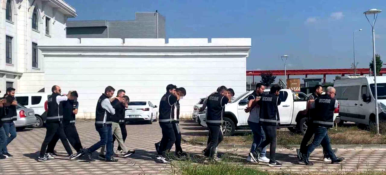 FETÖ’cüleri deşifre eden isme silahlı saldırı: 7 tutuklama