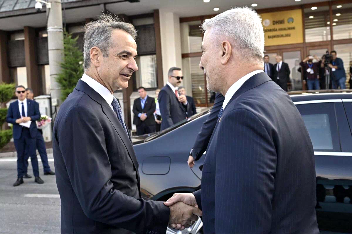 Fransa Cumhurbaşkanı Macron ve Yunanistan Başbakanı Miçotakis Ankara’da