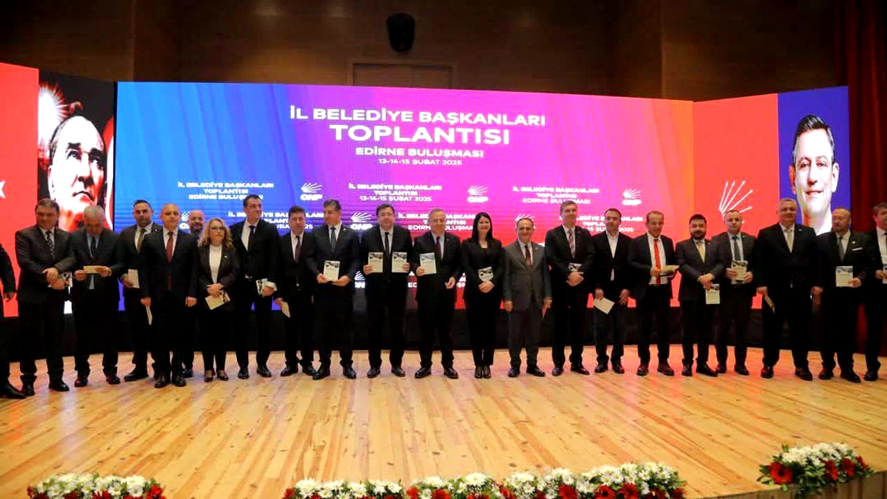 Fuat Köse Edirne'de CHP İl Belediye Başkanları Toplantısına Katıldı