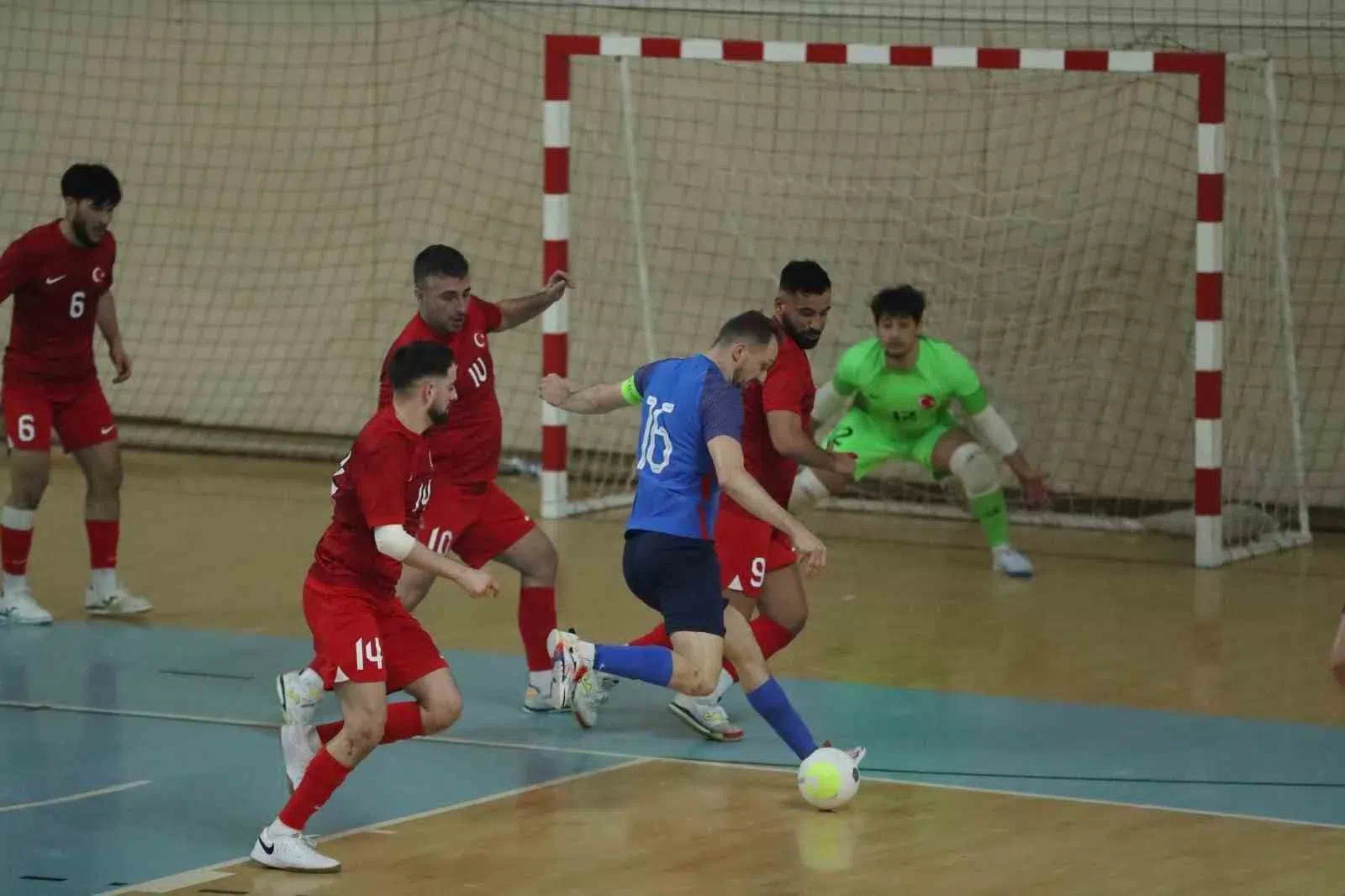 Futsal Milli Takımı Slovakya’ya 8-4 mağlup oldu.
