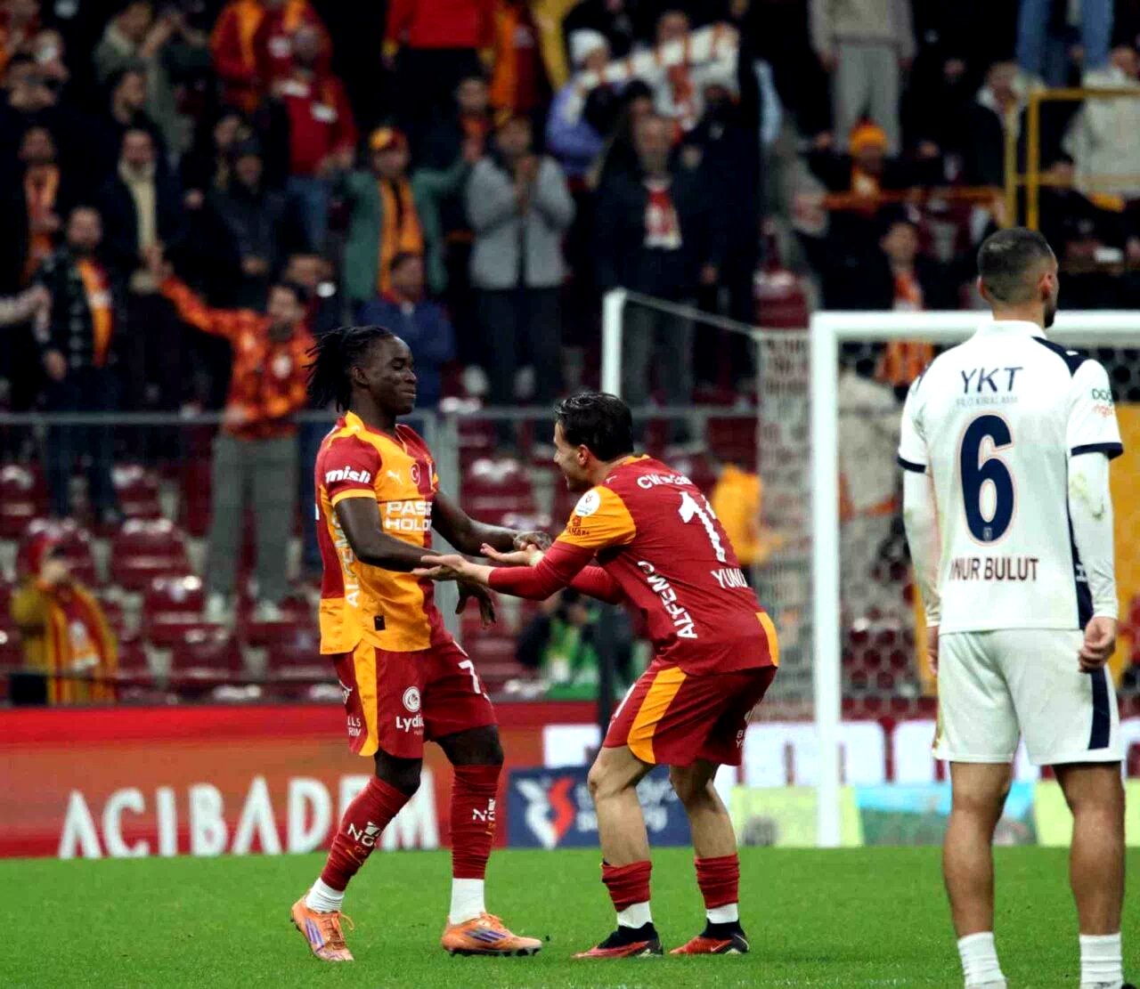 Galatasaray, Başakşehir’e karşı ligdeki son 8 maçı kazandı