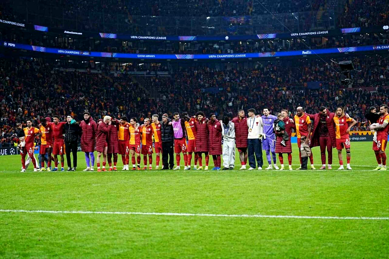 Galatasaray’da Liverpool galibiyeti sevinci