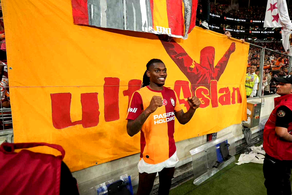 Galatasaray’da maç sonucu üçlüsü Rafael Leao’dan