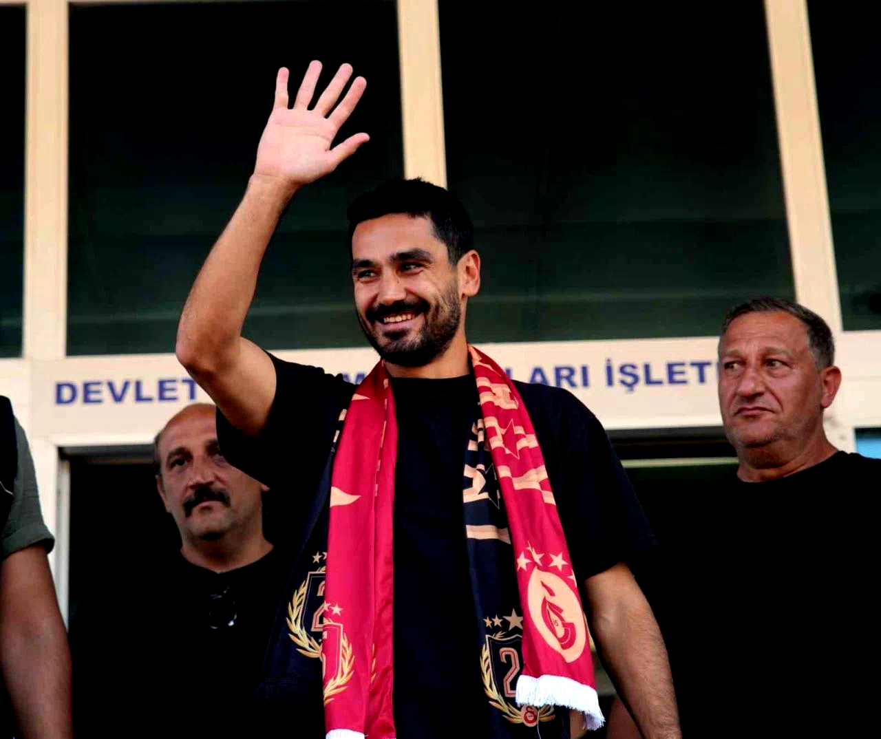 Galatasaray’ın yeni transferi İlkay Gündoğan, İstanbul’a geldi