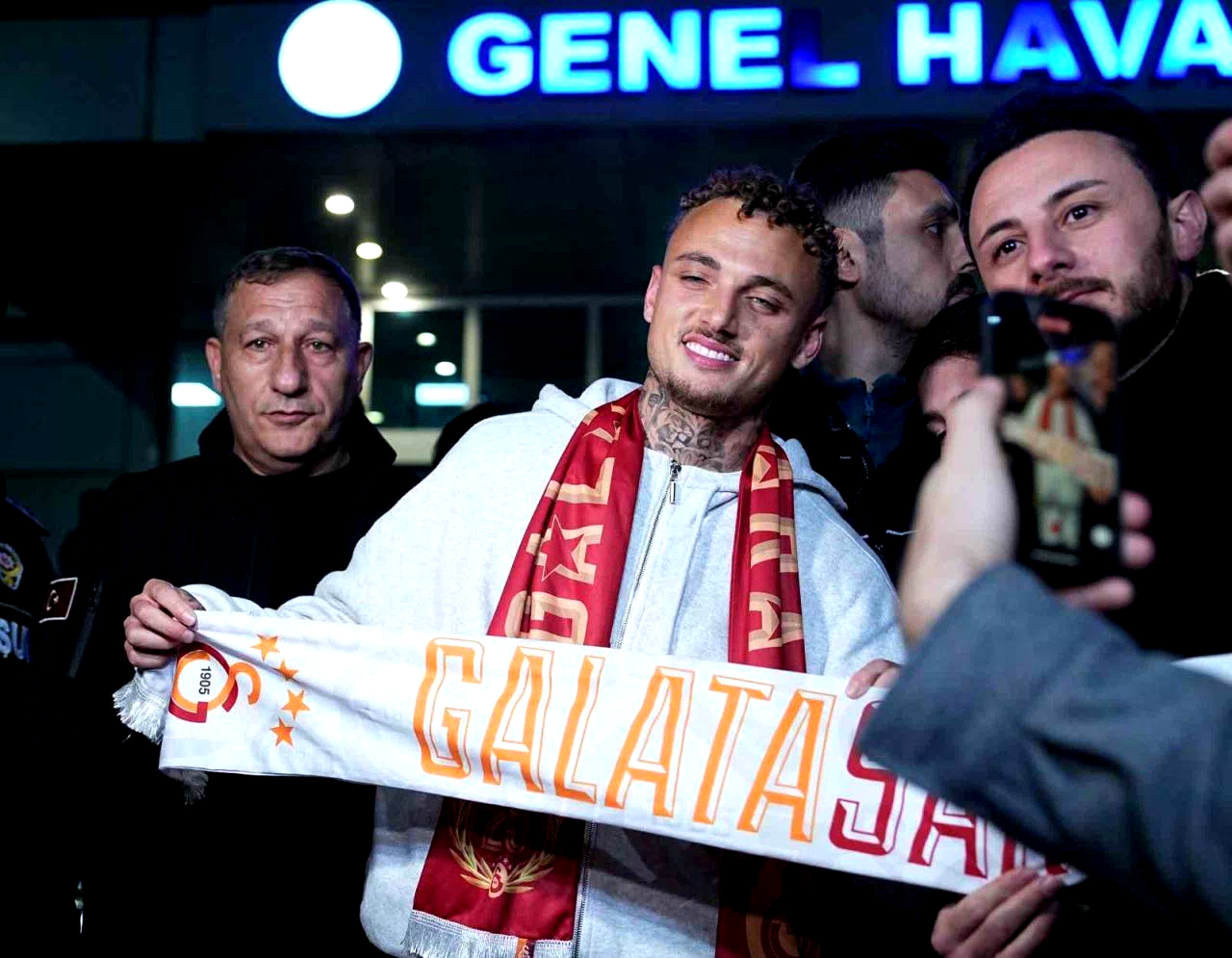 Galatasaray’ın yeni transferi Noa Lang, İstanbul’a geldi