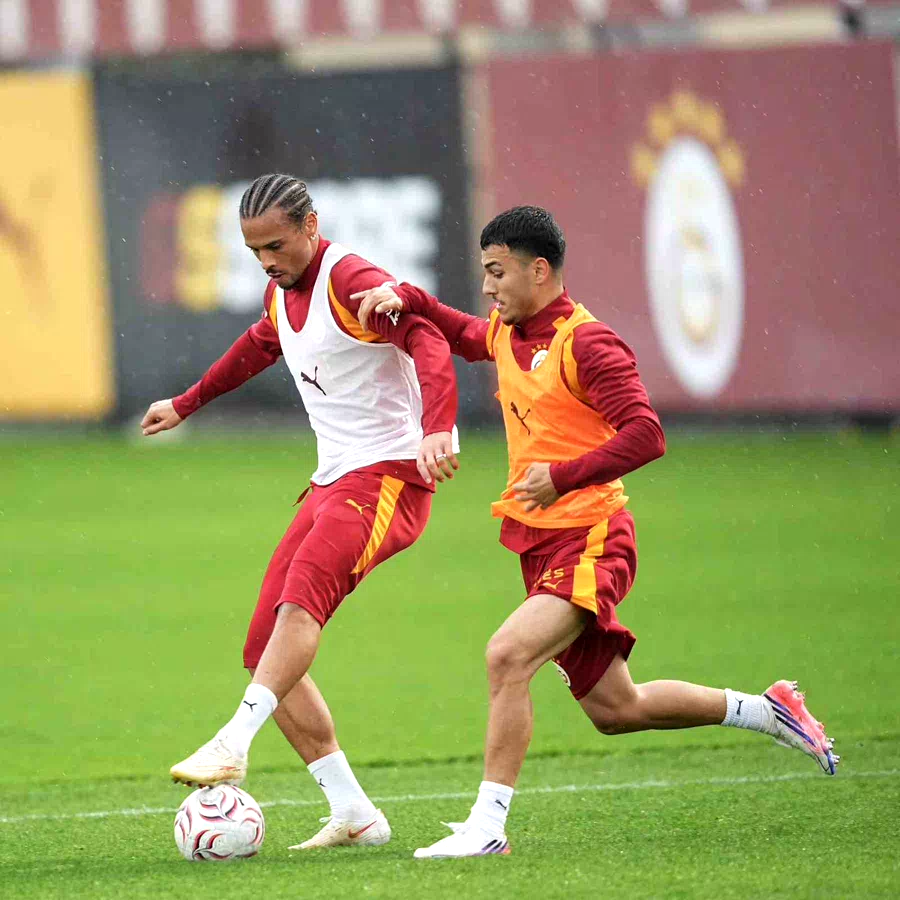 Galatasaray, Kasımpaşa maçı hazırlıklarını çift idmanla sürdürdü